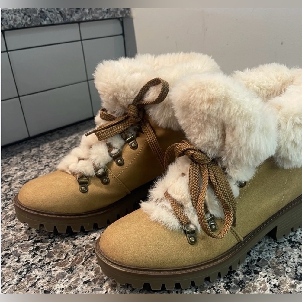 UNIONBAY Tan Faux-Fur Lace-Up Hiking Boots